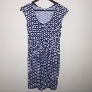 Boden Navy and White Dove Print Size 6R Midi Soft Short Sleeve Dress